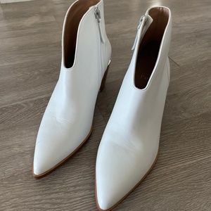 NEVER WORN! Paolo White leather ankle bootie